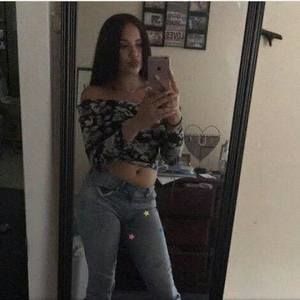 Meet your Posher, Kiara